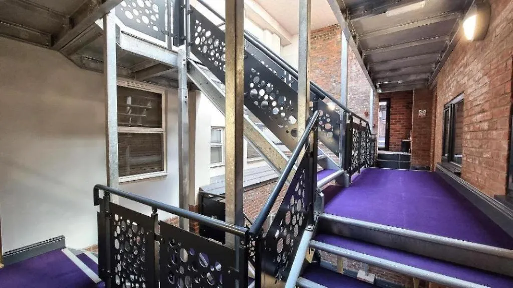 Apartamento Hu1 Triplex City Centre Gem Sleeps 6 H7 Kingston upon Hull